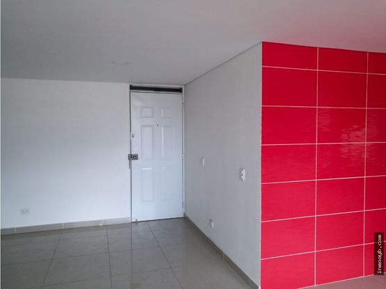 Apartamento disponible para Venta en Bello Madera Foto numero 1